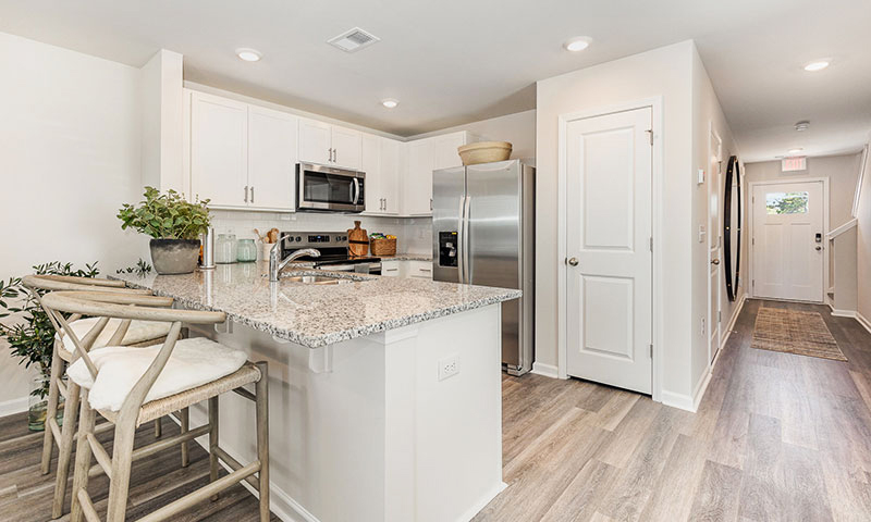 D.R. Horton - The Cove at Glenn's Bay - Kitchen D.R. Horton - The Cove at Glenn's Bay - Kitchen