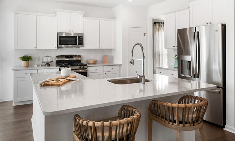 Lennar Homes - Wood Stork Landing - Litchfield II - Kitchen